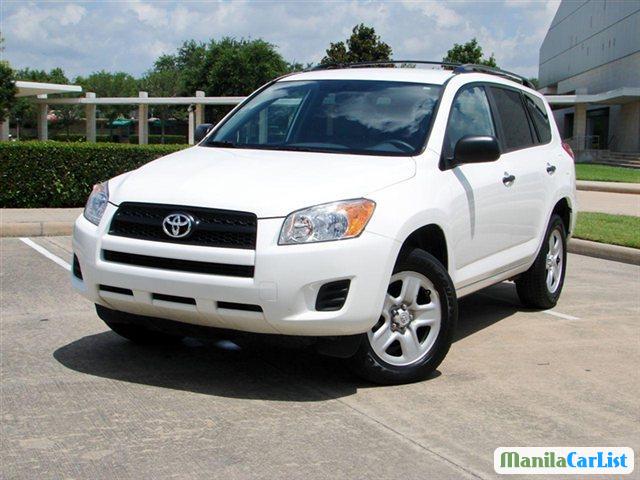 Pictures of Toyota RAV4 Automatic 2012