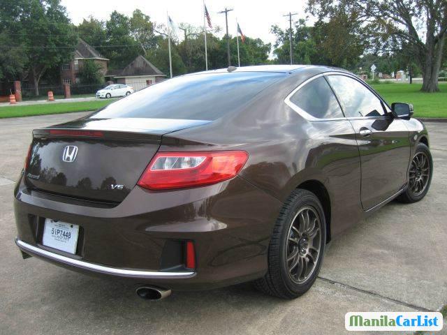 Pictures of Honda Accord Automatic 2015