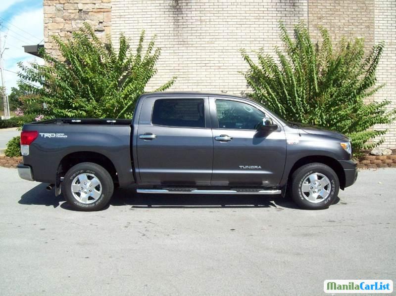 Toyota Tundra Automatic 2015