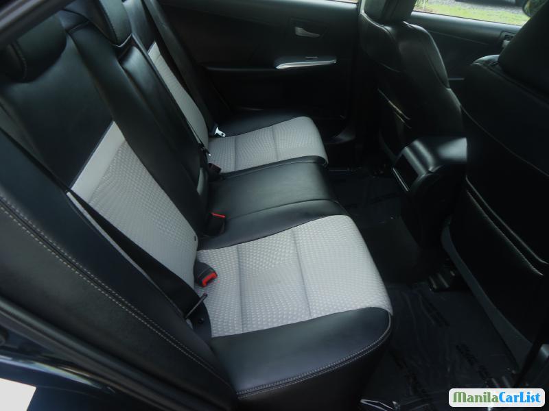 Toyota Camry in Metro Manila