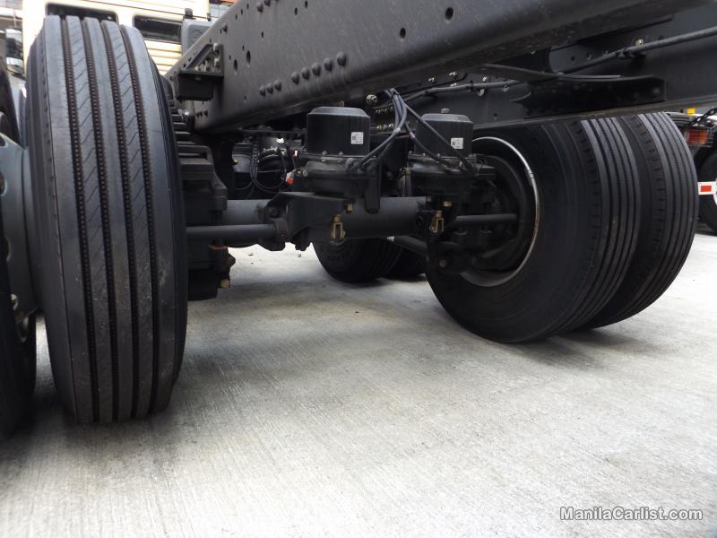 Shacman Heavy Duty Truck X3000 Cab Manual 2019 - image 13