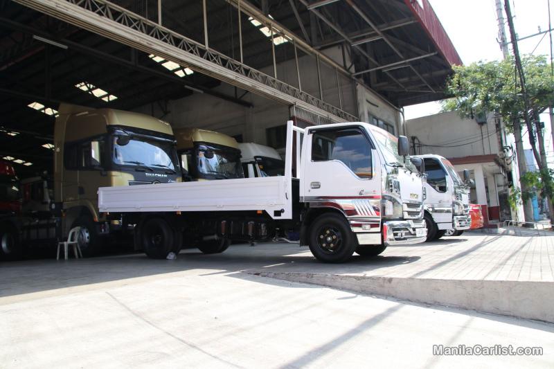 Isuzu Elf Manual 2021 - image 2