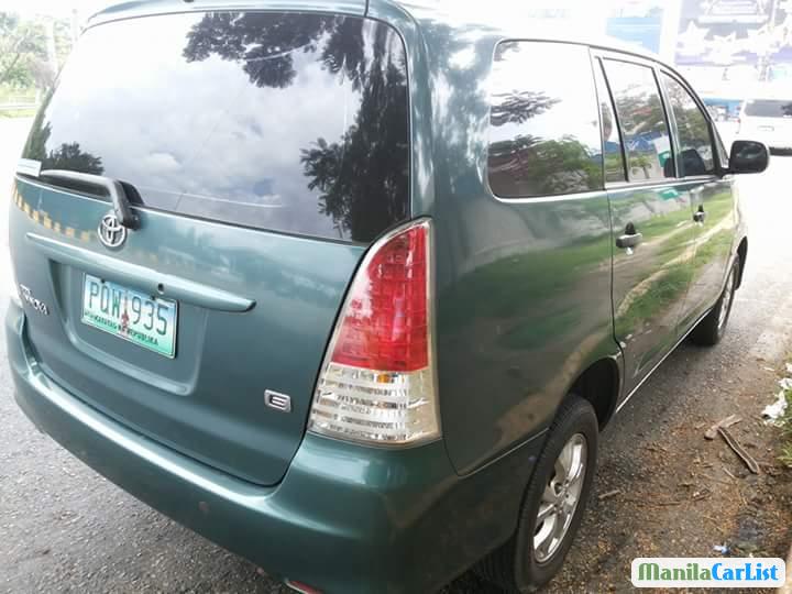 Toyota Innova Automatic 2011
