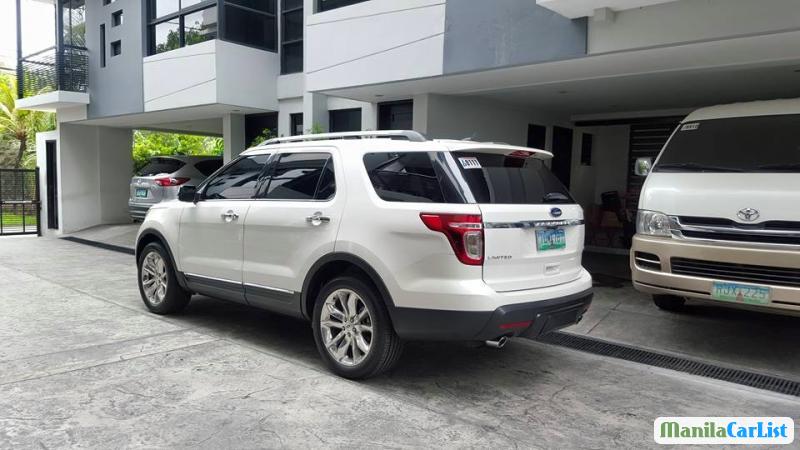 Ford Explorer Automatic 2013 - image 2