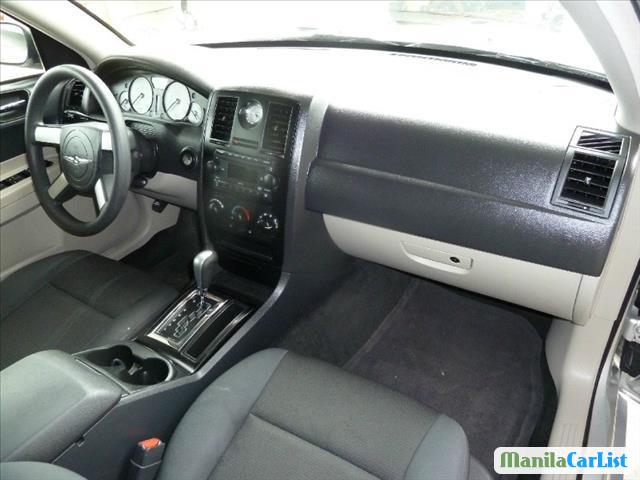 Chrysler 300C Automatic 2007 - image 5