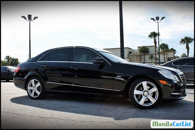 Mercedes Benz E-Class Automatic 2012 - image 10