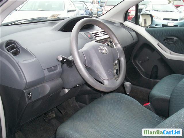 Toyota Yaris Automatic 2008 - image 4