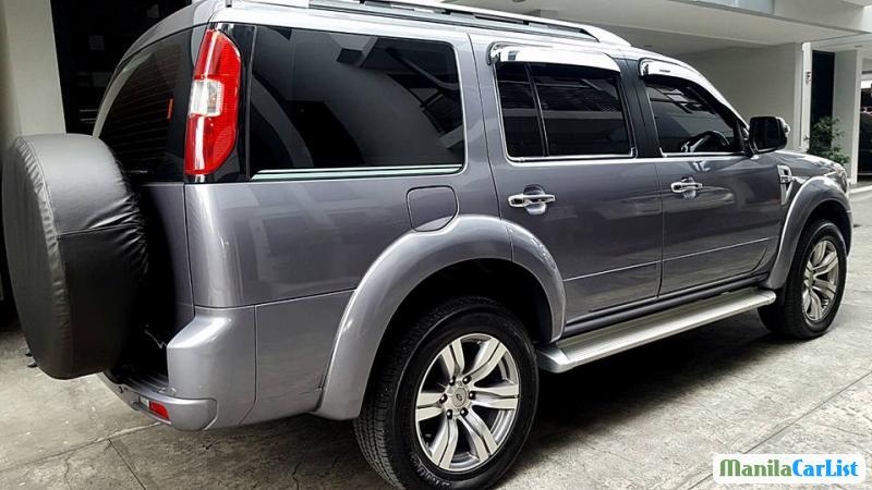 Ford Everest Automatic 2010 - image 2