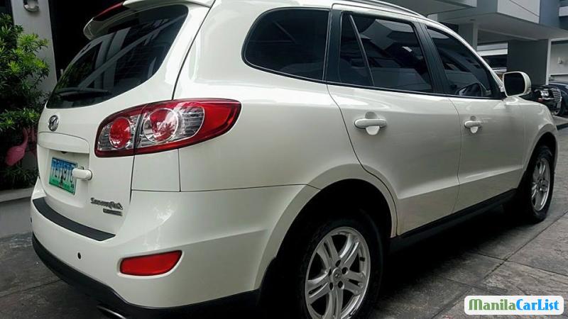 Hyundai Santa Fe Automatic 2011 - image 3