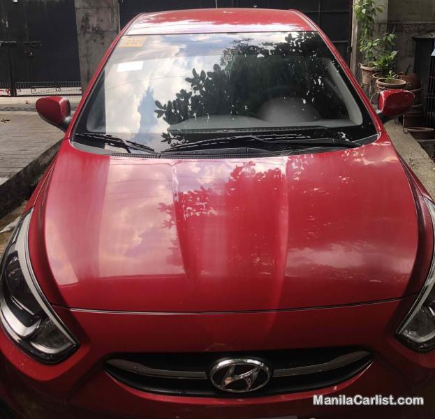 Pictures of Hyundai Accent Automatic 2015