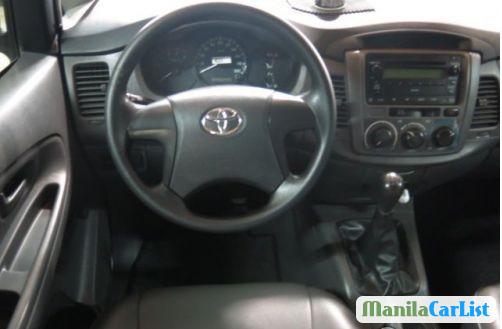Toyota Innova Automatic 2010 - image 2