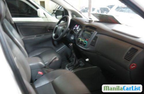 Toyota Innova Automatic 2010 - image 4