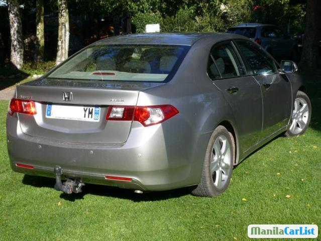 Honda Accord Automatic 2002 - image 2