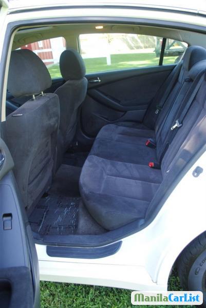 Nissan Altima Automatic 2008 - image 6