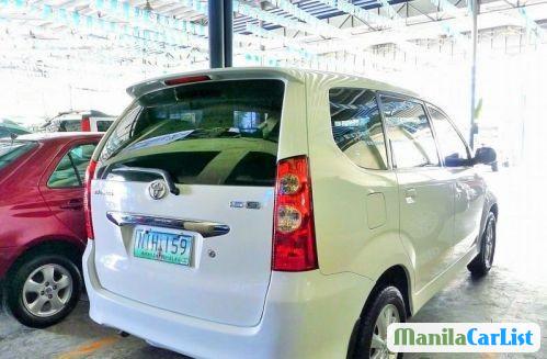 Toyota Avanza Automatic 2010 - image 12