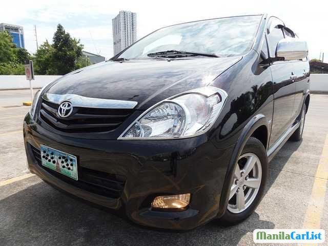 Picture of Toyota Innova Automatic 2010