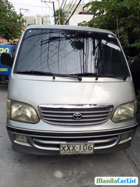 Pictures of Toyota Hiace Manual 2000