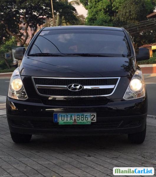 Pictures of Hyundai Starex Automatic 2013