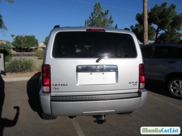 Dodge Nitro Automatic 2007 - image 4