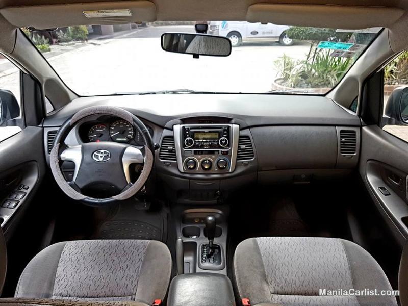 Toyota Innova Automatic 2013 - image 2