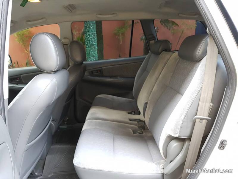 Toyota Innova Automatic 2013 in Metro Manila