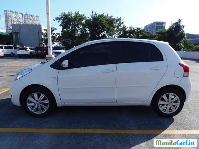 Toyota Yaris Automatic 2010 - image 3