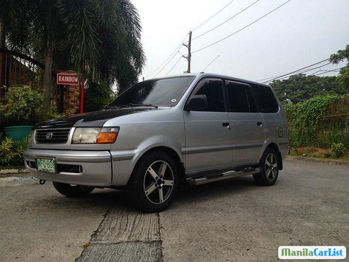 Pictures of Toyota Previa Manual 1999