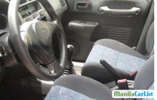 Toyota RAV4 Manual 2000 - image 2