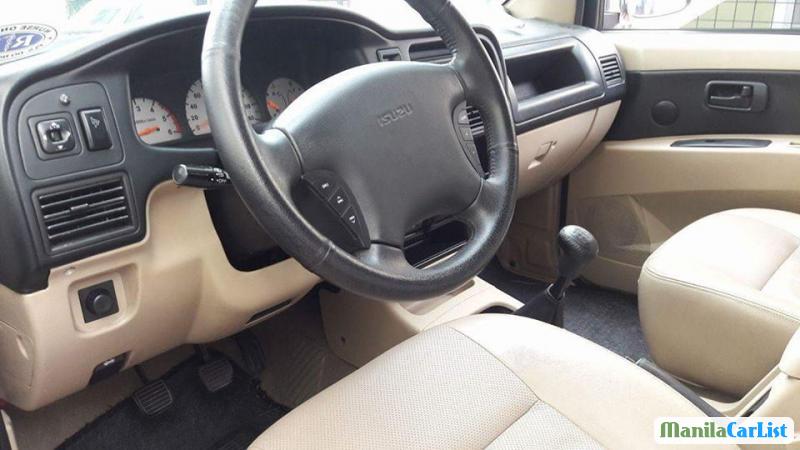 Isuzu Crosswind Automatic 2011 in Bulacan