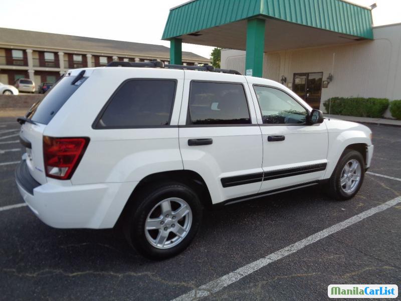 Jeep Grand Cherokee Automatic 2005 - image 2