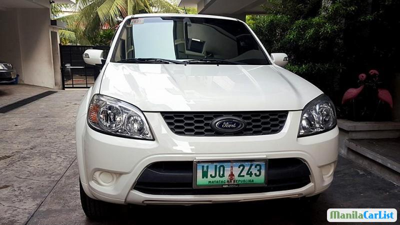 Pictures of Ford Escape Automatic 2013