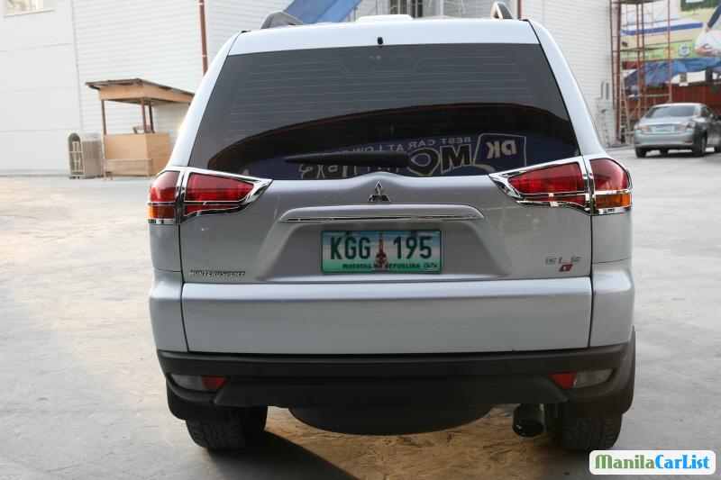 Mitsubishi Montero Sport Automatic 2012 - image 3