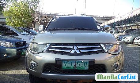 Picture of Mitsubishi Strada Manual 2010