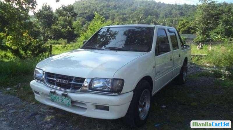 Picture of Isuzu Manual 2002