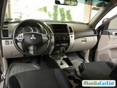 Mitsubishi Montero Sport Automatic 2010 in Metro Manila
