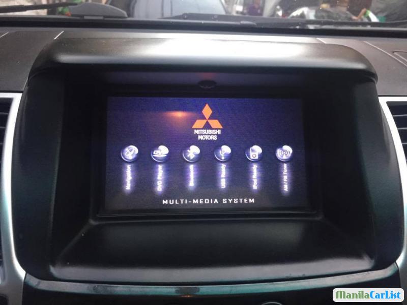 Mitsubishi Montero Sport Automatic 2011