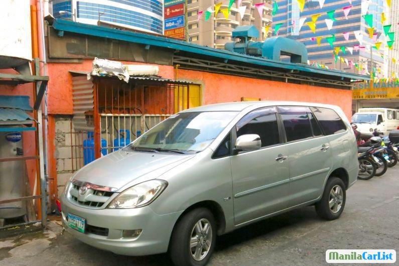 Picture of Toyota Innova Automatic 2005