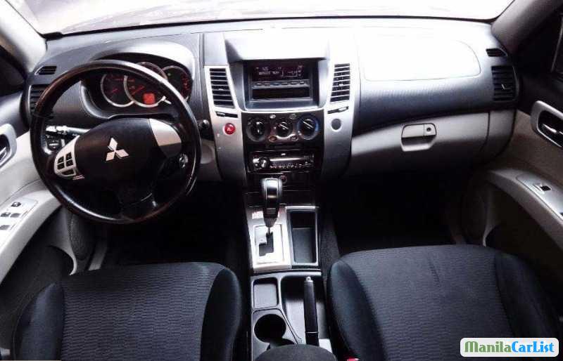 Mitsubishi Montero Sport Automatic 2010