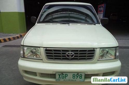 Toyota Manual 2002 - image 2
