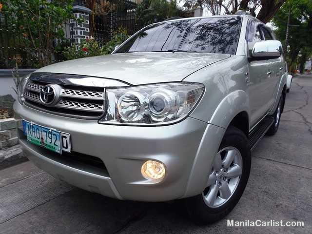 Pictures of Toyota Fortuner Eco Plus Automatic 2009
