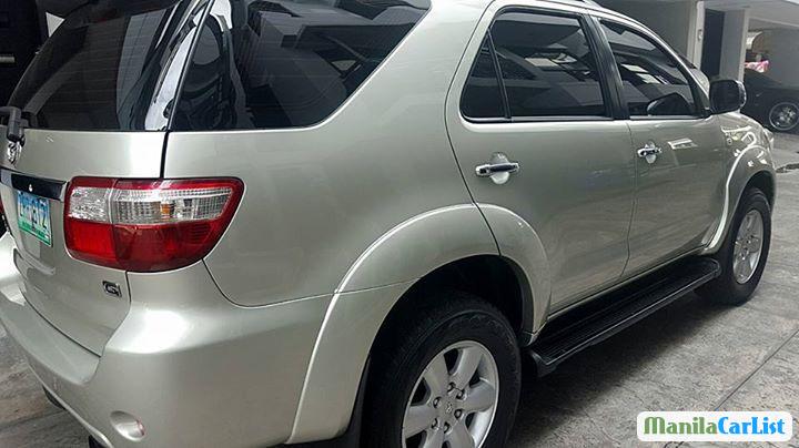 Toyota Fortuner Manual 2009