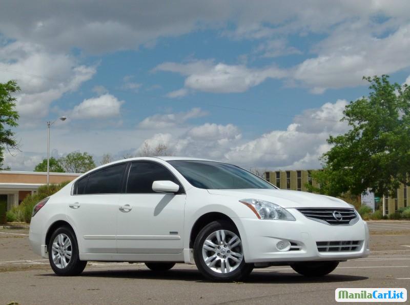 Pictures of Nissan Altima Automatic 2011