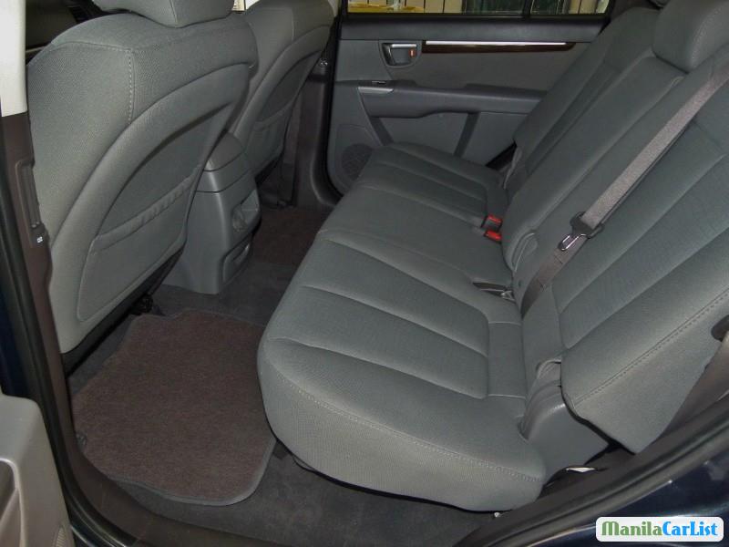Hyundai Santa Fe Automatic - image 5