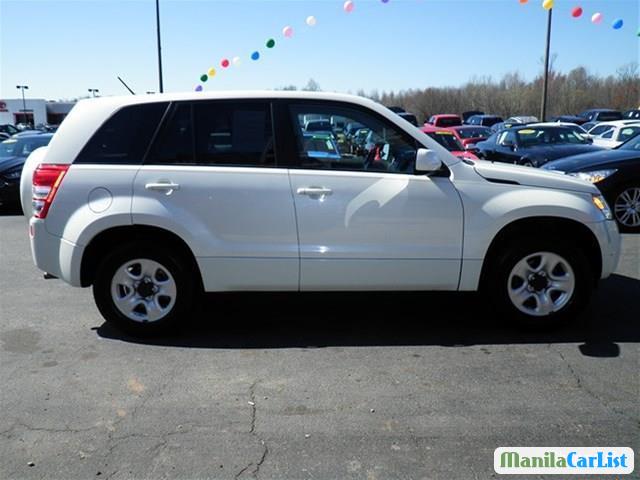 Suzuki Grand Vitara Automatic 2014 - image 3
