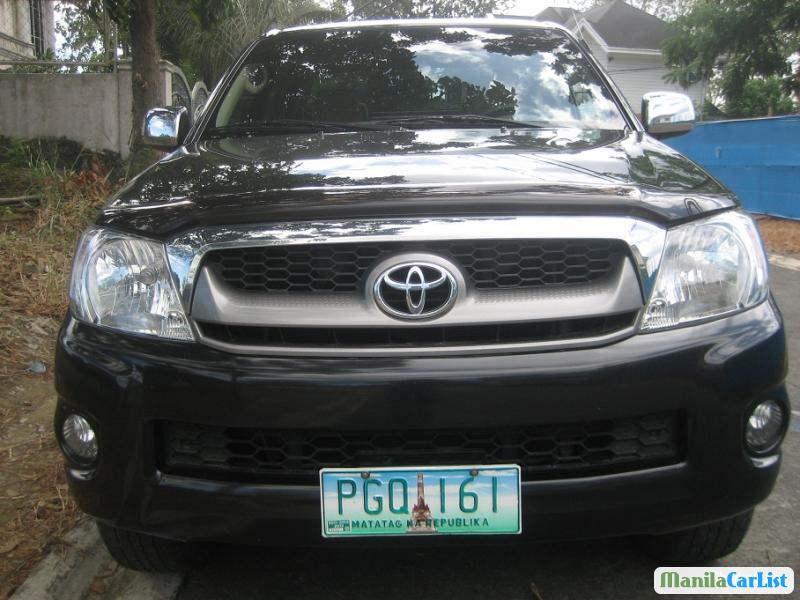 Pictures of Toyota Hilux Automatic 2011