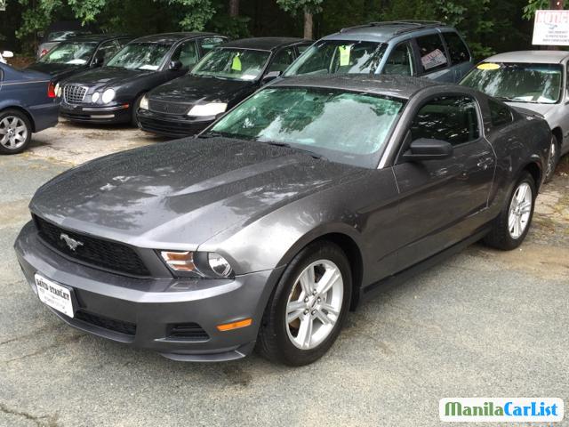 Ford Mustang Automatic 2010 - image 1