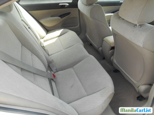 Honda Civic Automatic 2010 - image 3