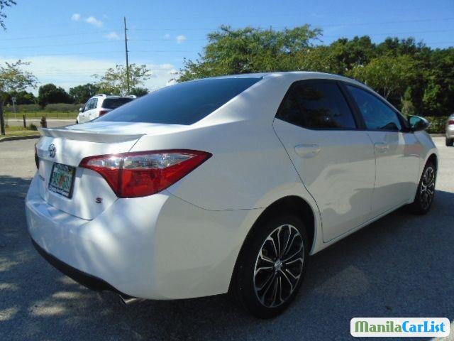 Toyota Corolla Automatic 2014 in Batangas