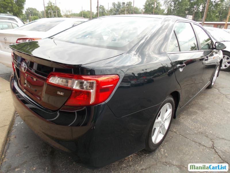 Toyota Camry Automatic 2014 - image 4