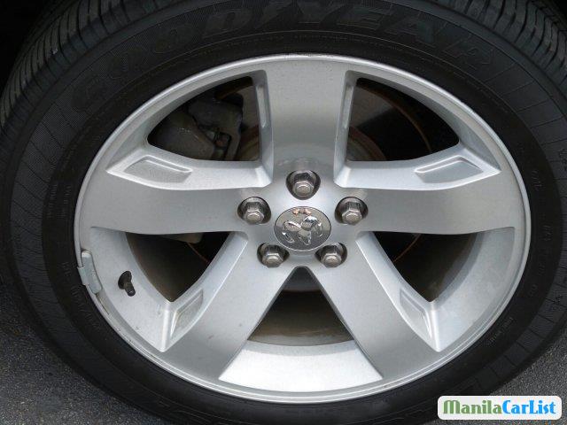 Dodge Challenger Automatic 2010 - image 4